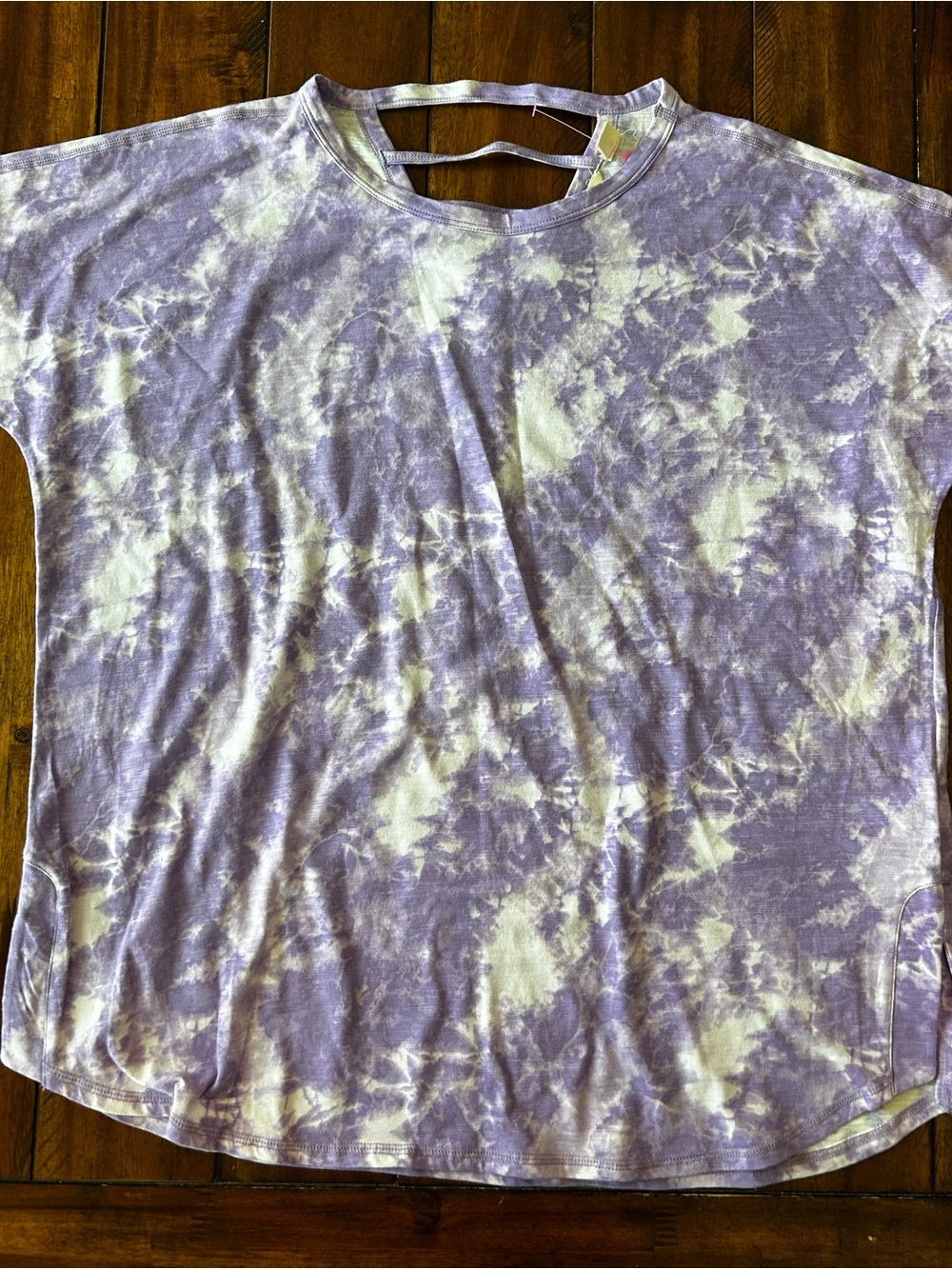 Earth Yoga Lavender Tie-Dye Cutout Back Tee